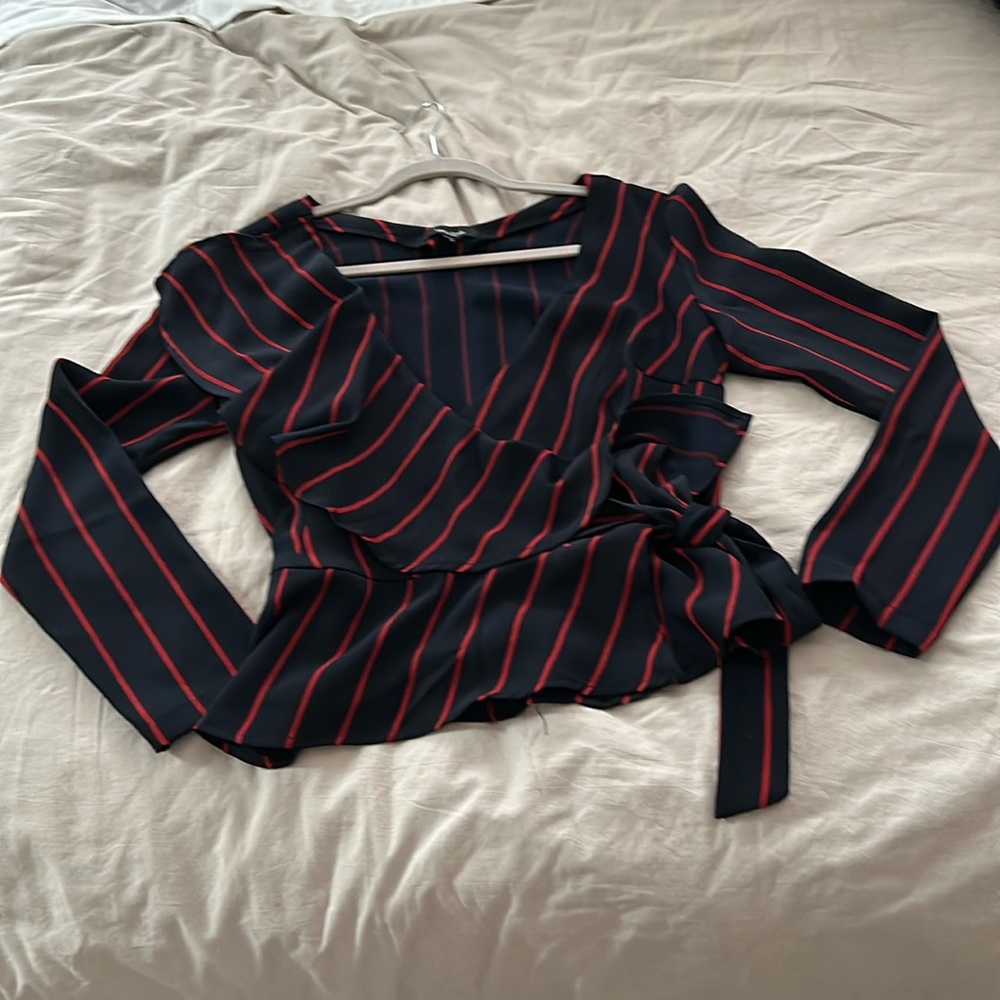 Lea & Viola cross wrap blouse. - Picture 2 of 6